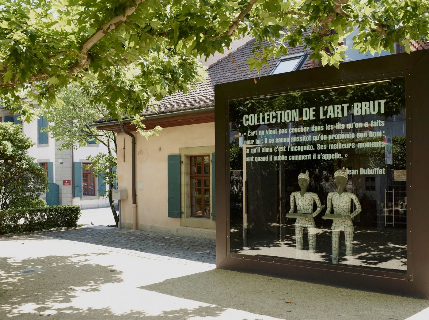 Vue extérieure Collection de l'Art brut Equipe